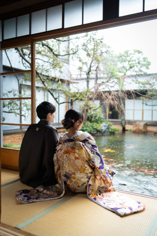 和装も洋装も優美に映える【つきじ治作ロケーション】