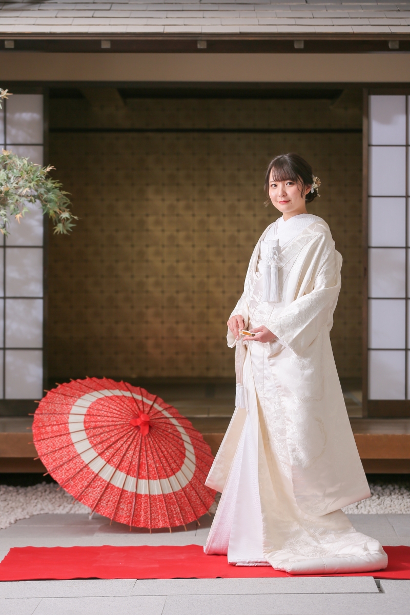 白無垢も色打掛どちらも撮影しませんか？？