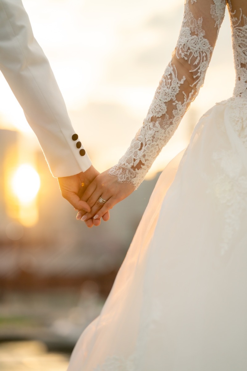 指輪と一緒に　photo by Seiji Nishimori