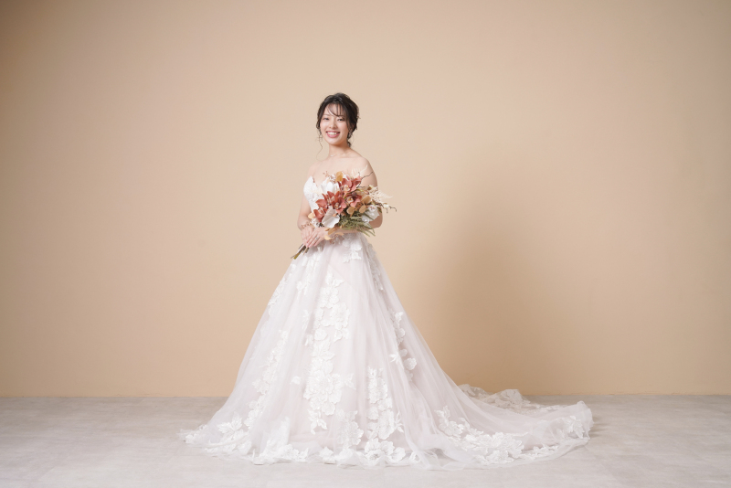 人目が気にならない室内撮影♪ お二人らしい雰囲気で