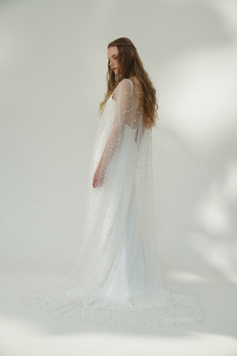 新作ドレス入荷してます！！