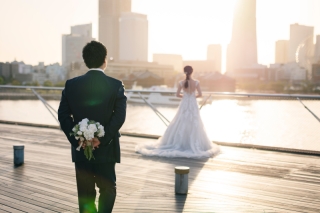 光輝く大桟橋夜景フォト