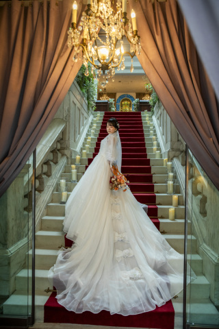 チャペルで華やかに