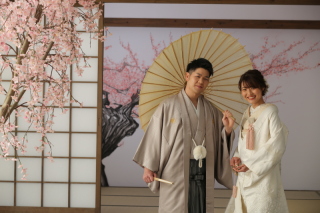和装の衣裳でもお洒落にできます！