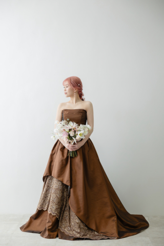 衣装とヘアチェンジでイメージがガラッと変わります！