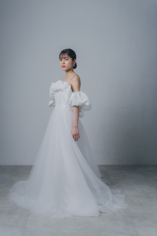 小顔効果間違い無しのドレスです！