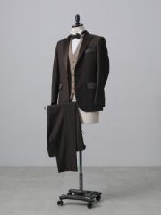 新作タキシードのご案内✨