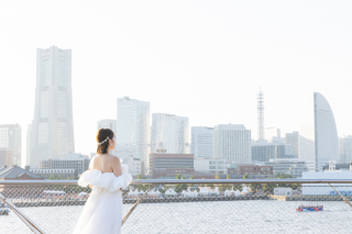 みなとみらいでフォトウェディング【夕刻のシルエット】