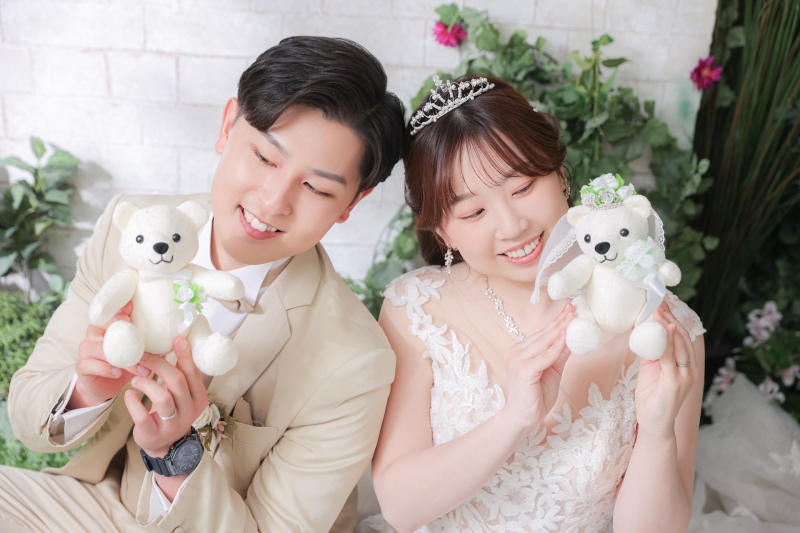 華やかなウエディングフォト♡【洋装ハウススタジオ】