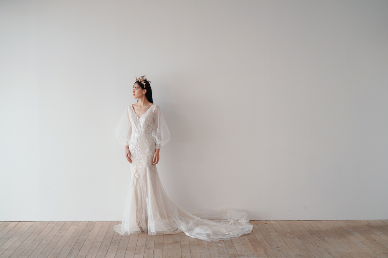 新作ドレスのご紹介