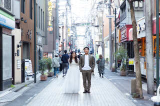 街角でお二人らしいお写真を