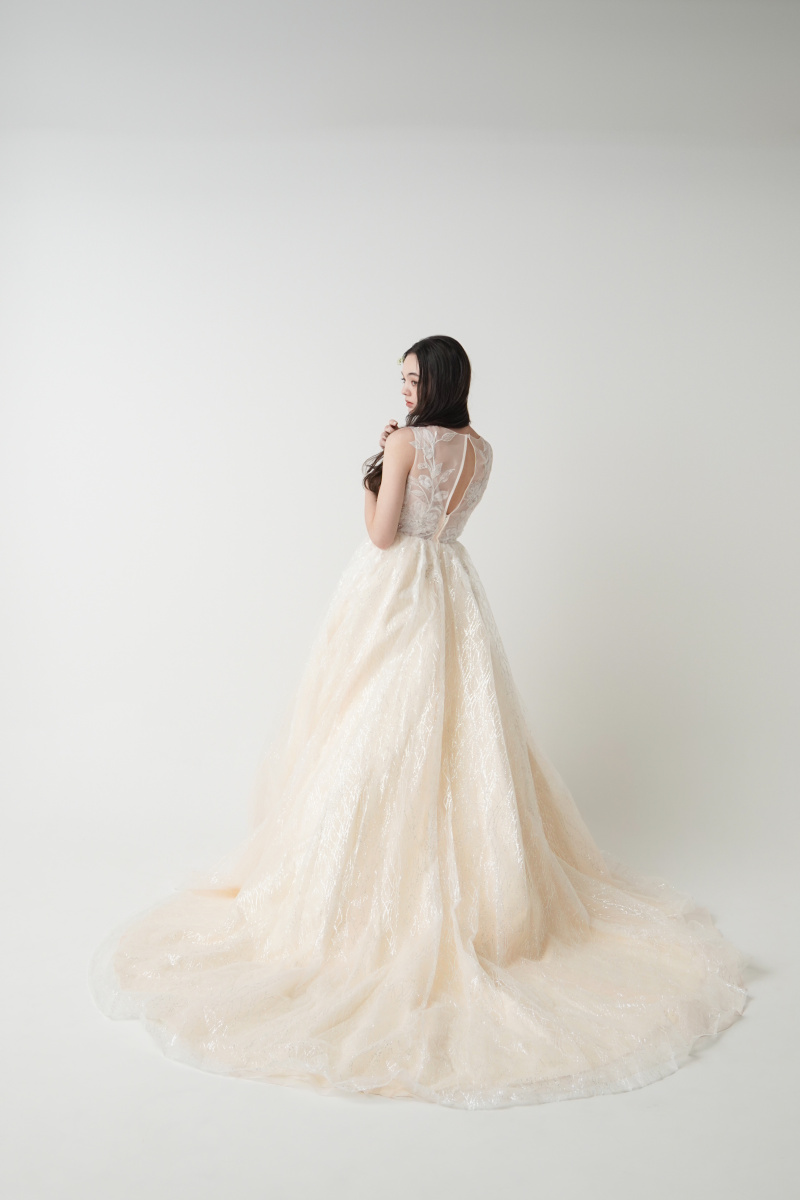 新作衣装のご紹介