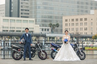 バイクと一緒に