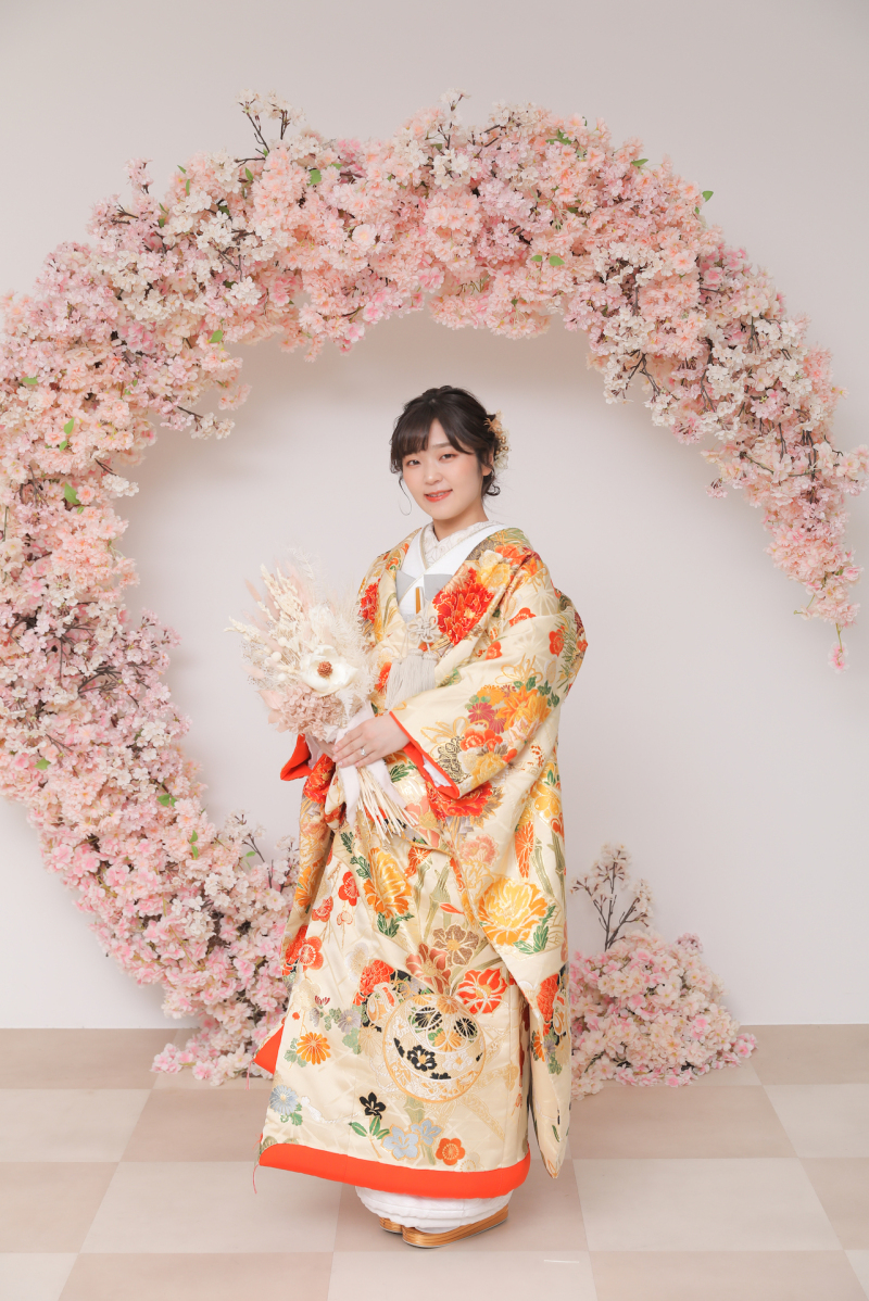 和装にブーケも素敵ですよ♡【屋内庭園スタジオ】