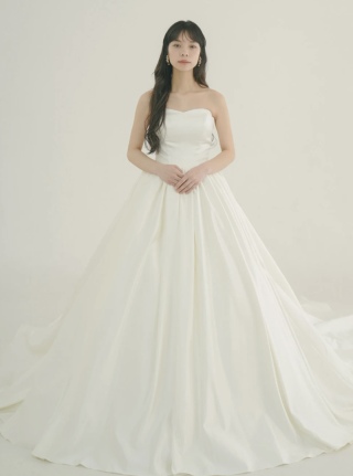 ご新婦様に選ばれるドレス♪