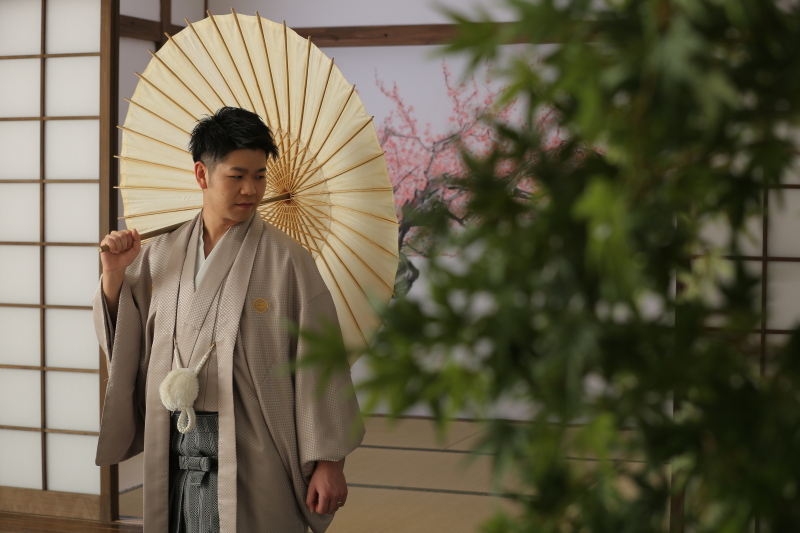 和装の衣裳でもお洒落にできます！