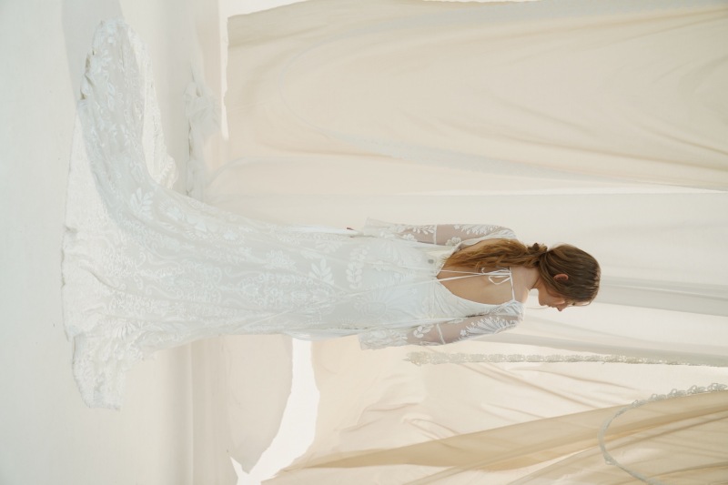 新作ドレスのご紹介