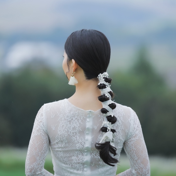 洋装ヘアスタイル