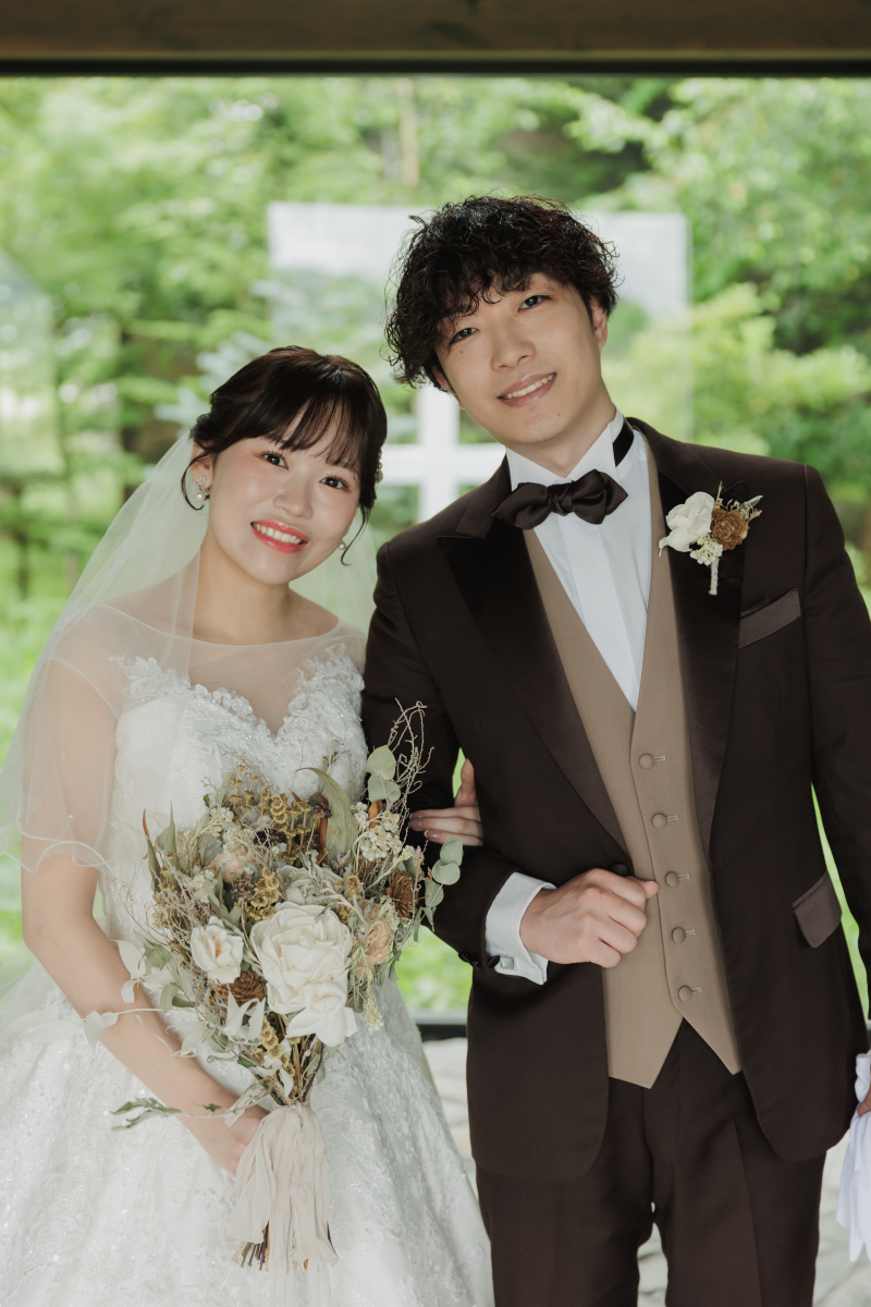 ウェディングドレスにぴったりなアップスタイル