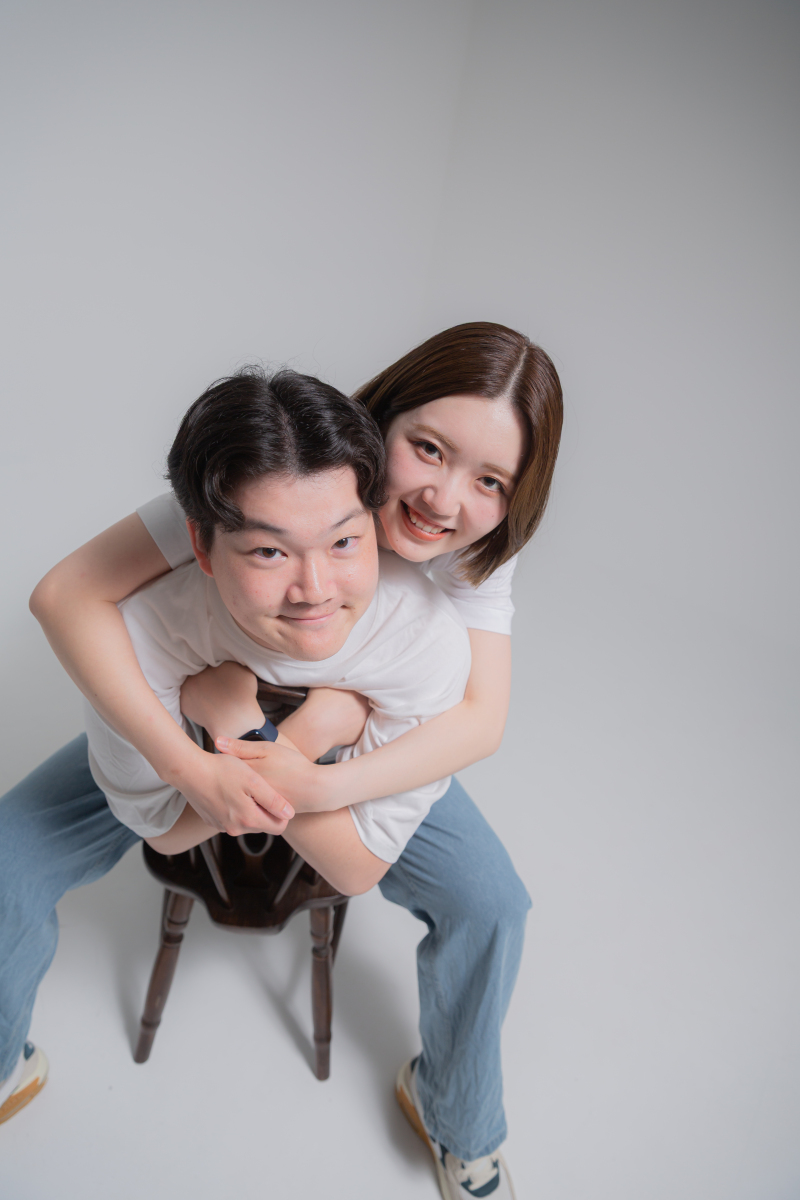 幸せいっぱい!入籍フォト!
