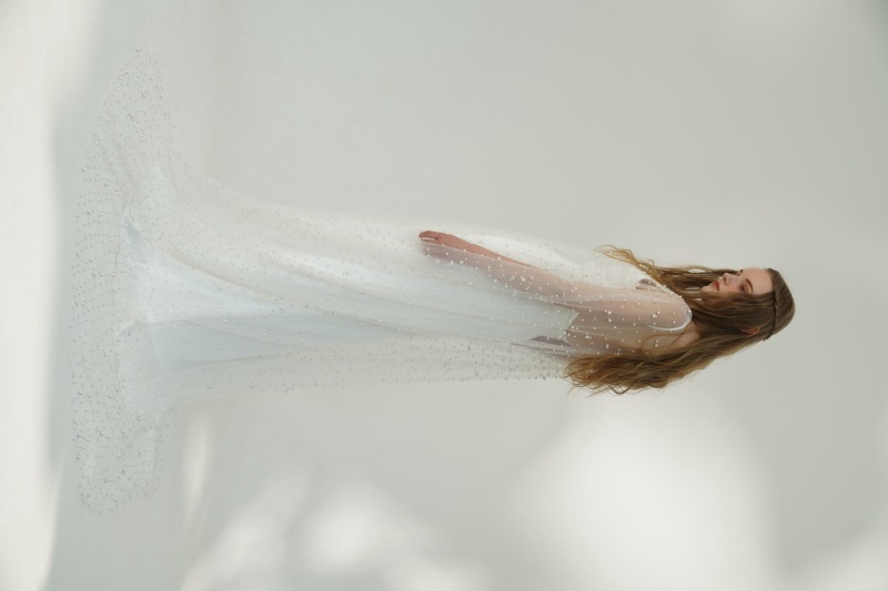 新作ドレスのご紹介