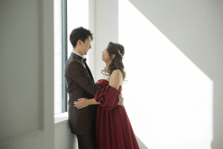 カラードレスのスタジオ撮影