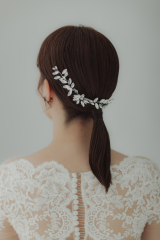 洋装ヘアスタイル