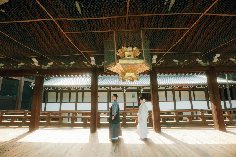 西本願寺で和装ウェディング撮影