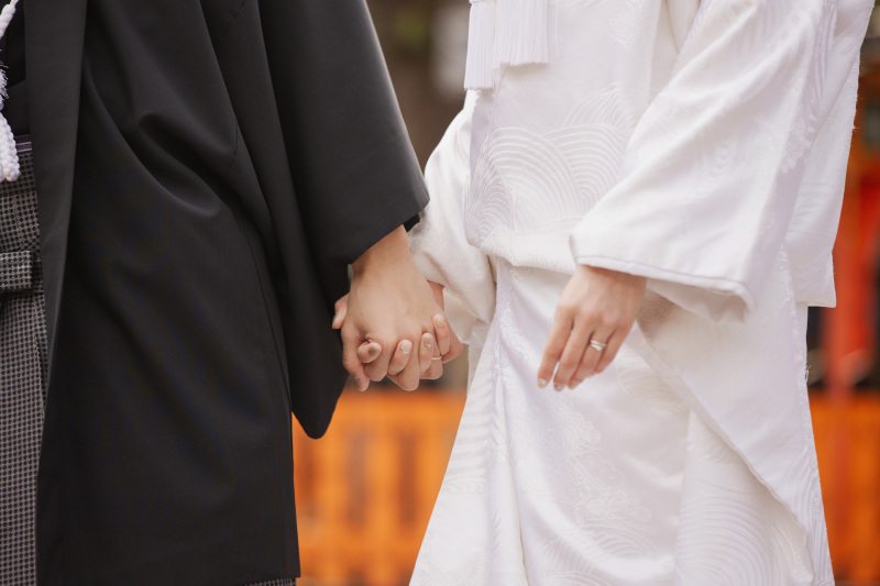 秋の祇園を歩く、白無垢ロケーションフォト