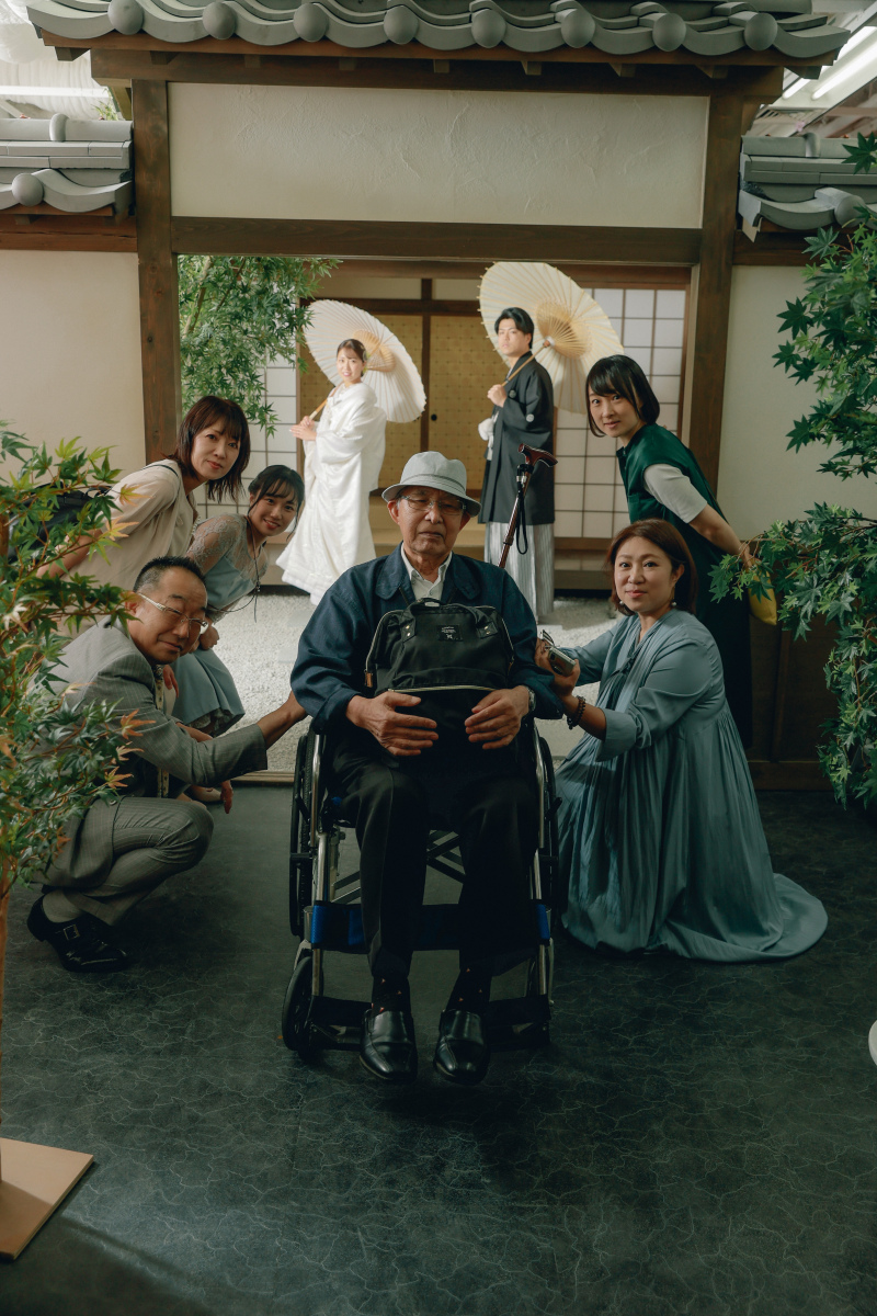 みなさん大集合♪【屋内庭園・八坂】でほっこり家族写真♪