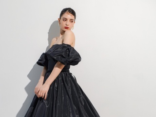 新作カラードレスのご紹介♡