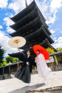 京都の名所を訪れる