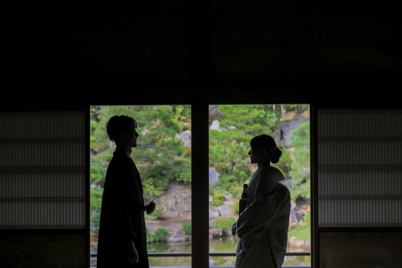 2着の着物で巡る仁和寺
