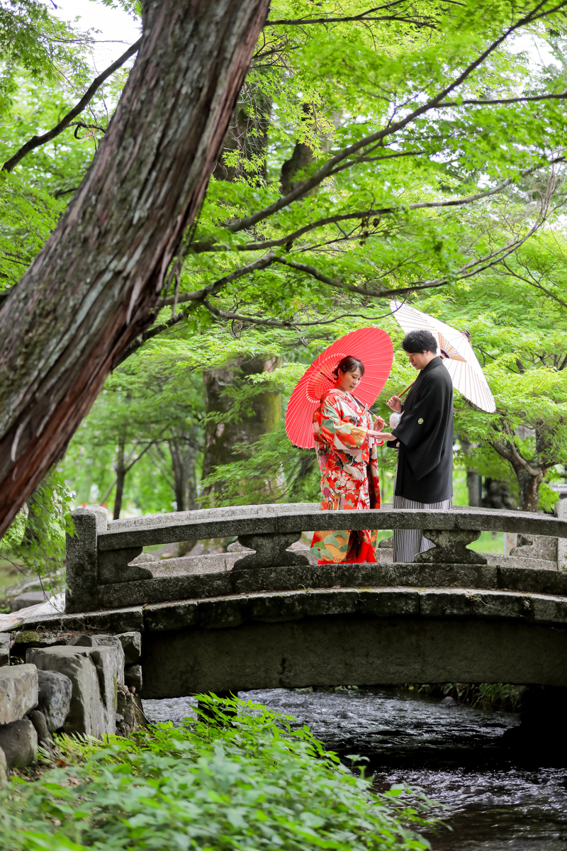 上賀茂神社で未来を誓う