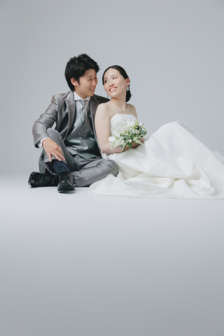 二つの世界で描くウェディングストーリー