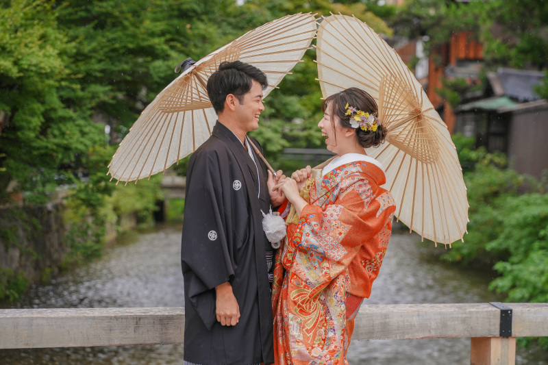 雨でも楽しく♡祇園で和装ロケーション^^