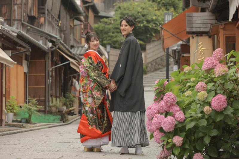 紫陽花咲く八坂で、前撮り撮影♪