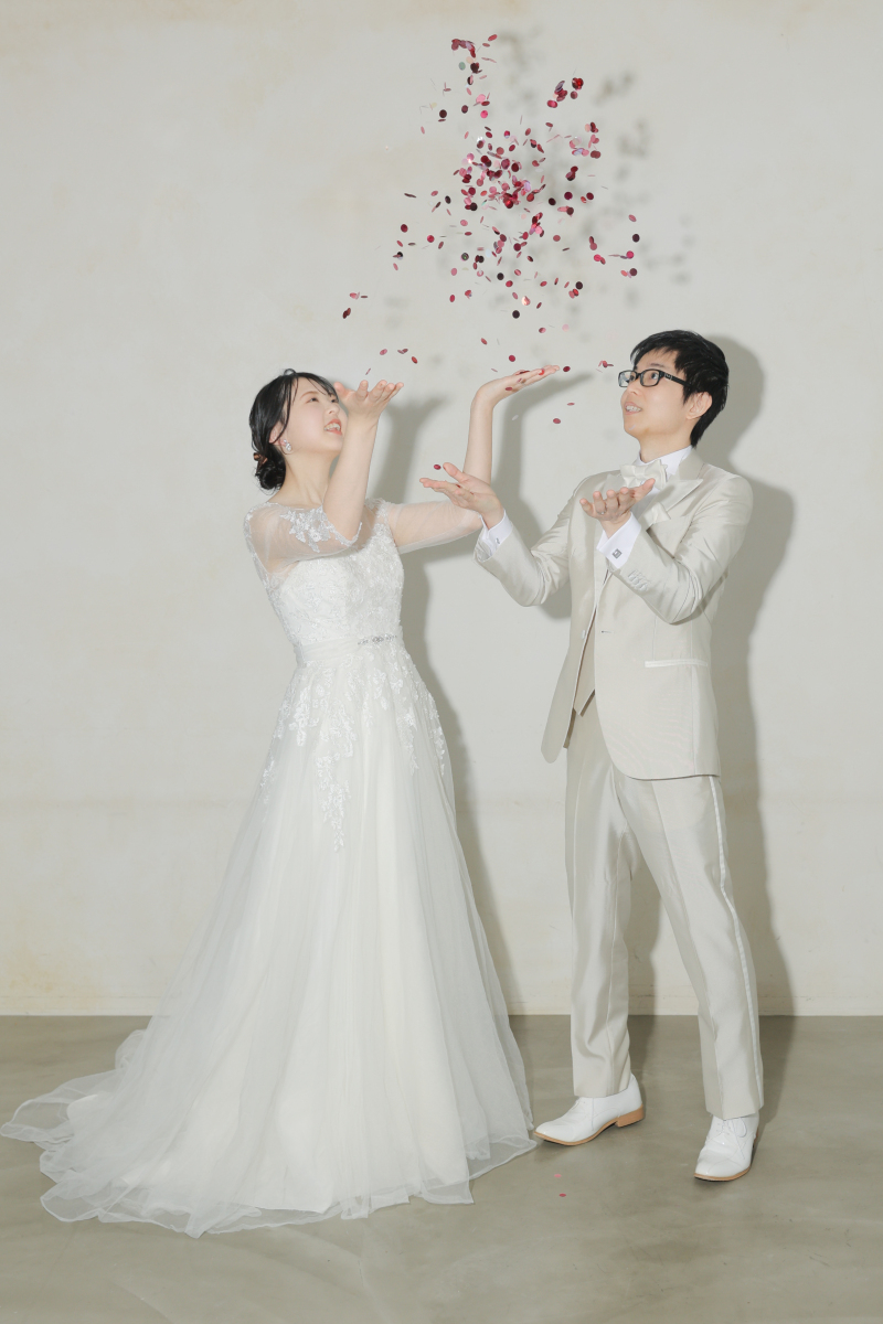 お子様も一緒に!洋装ハウススタジオでウェディングフォト♪