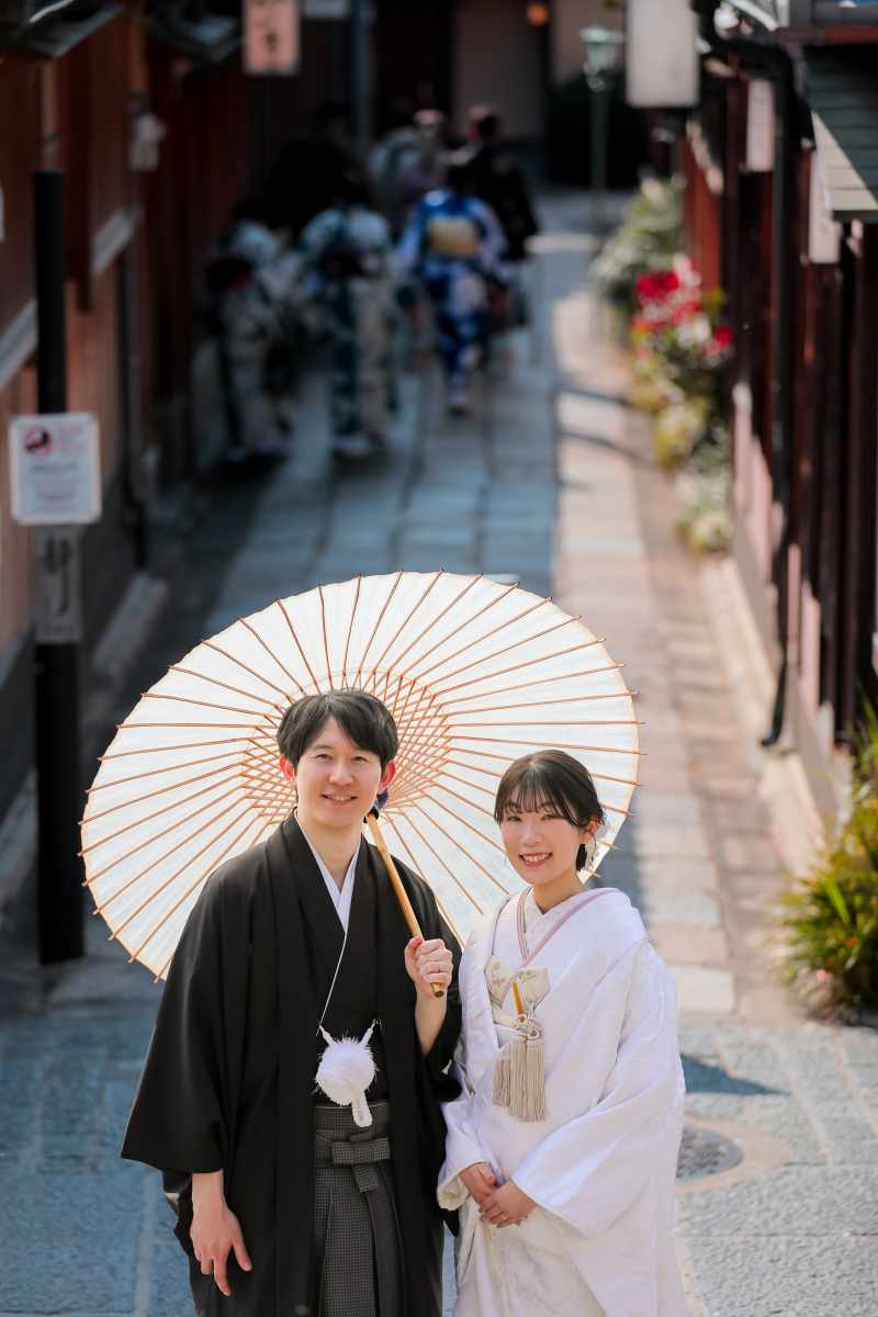 春かおる八坂で