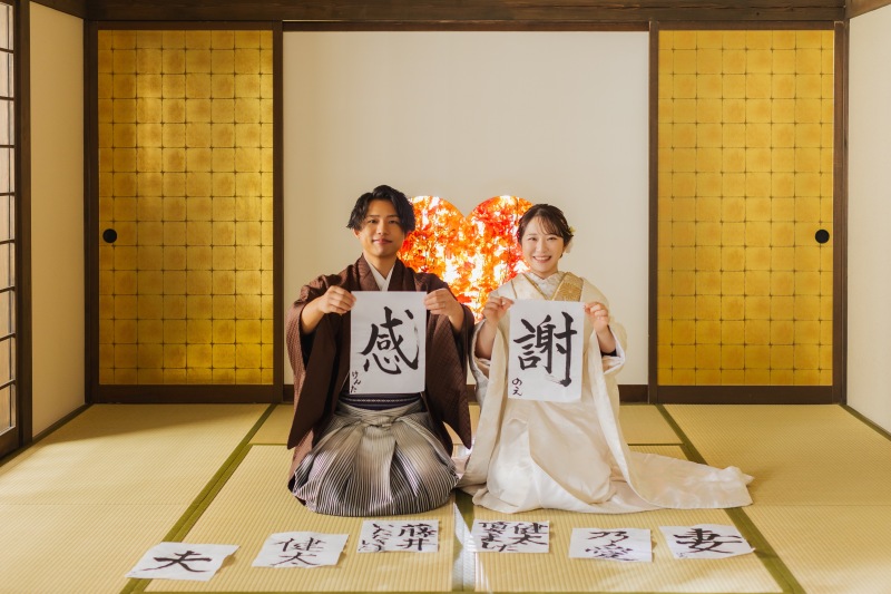 小物を使ってお二人だけのお写真を♪