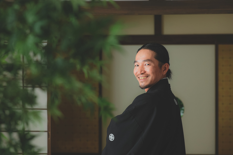 和装がとっても似合うおふたりと屋内庭園撮影♪