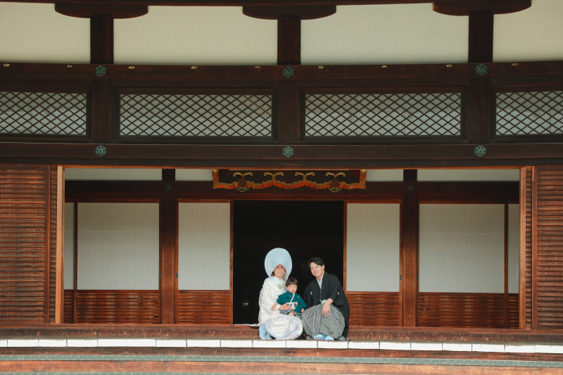 ご家族仲良く春の金戒光明寺で^^