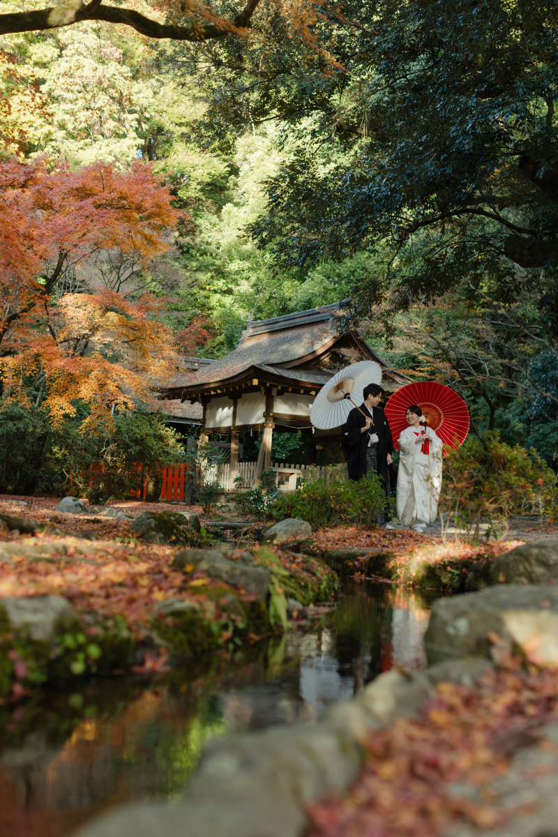 紅白を身に纏う