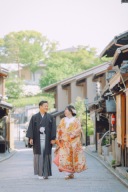 新緑豊かな朝の八坂で^^