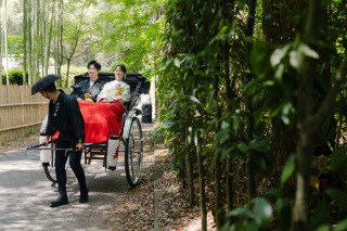 和装で巡る人力車と屋形船の旅