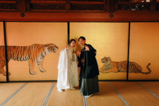 金戒光明寺で魅せる心温まるウェディングフォト