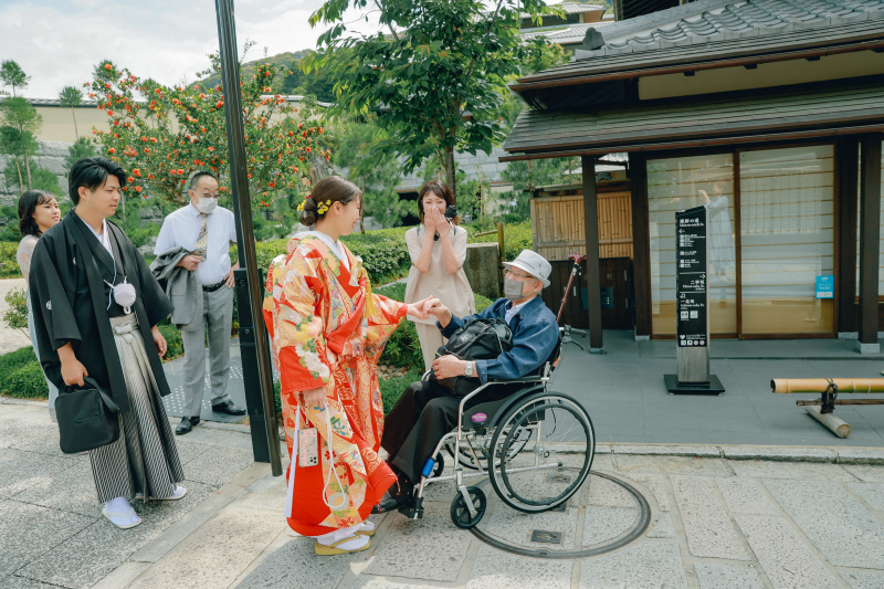 みなさん大集合♪【屋内庭園・八坂】でほっこり家族写真♪