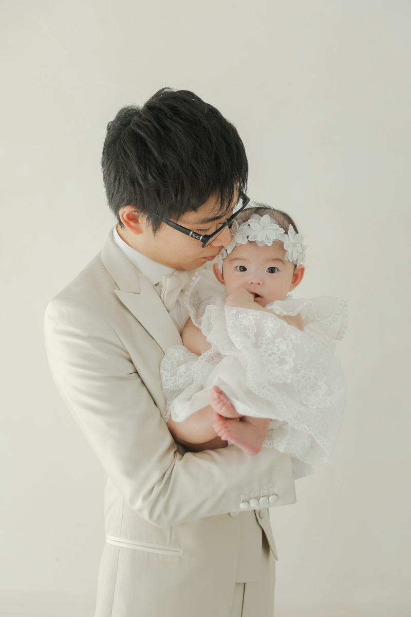 お子様も一緒に!洋装ハウススタジオでウェディングフォト♪