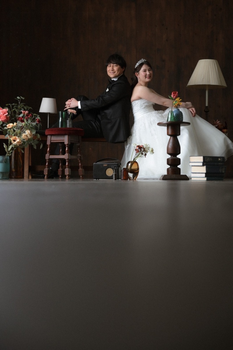 和装と洋装のスタジオ撮影