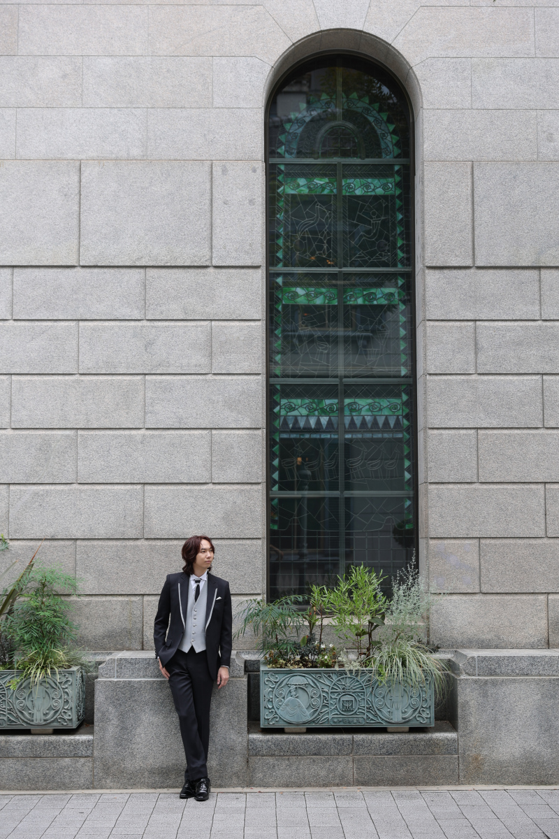 神戸の街並みに溶け込む、洗練されたフォトウェディング